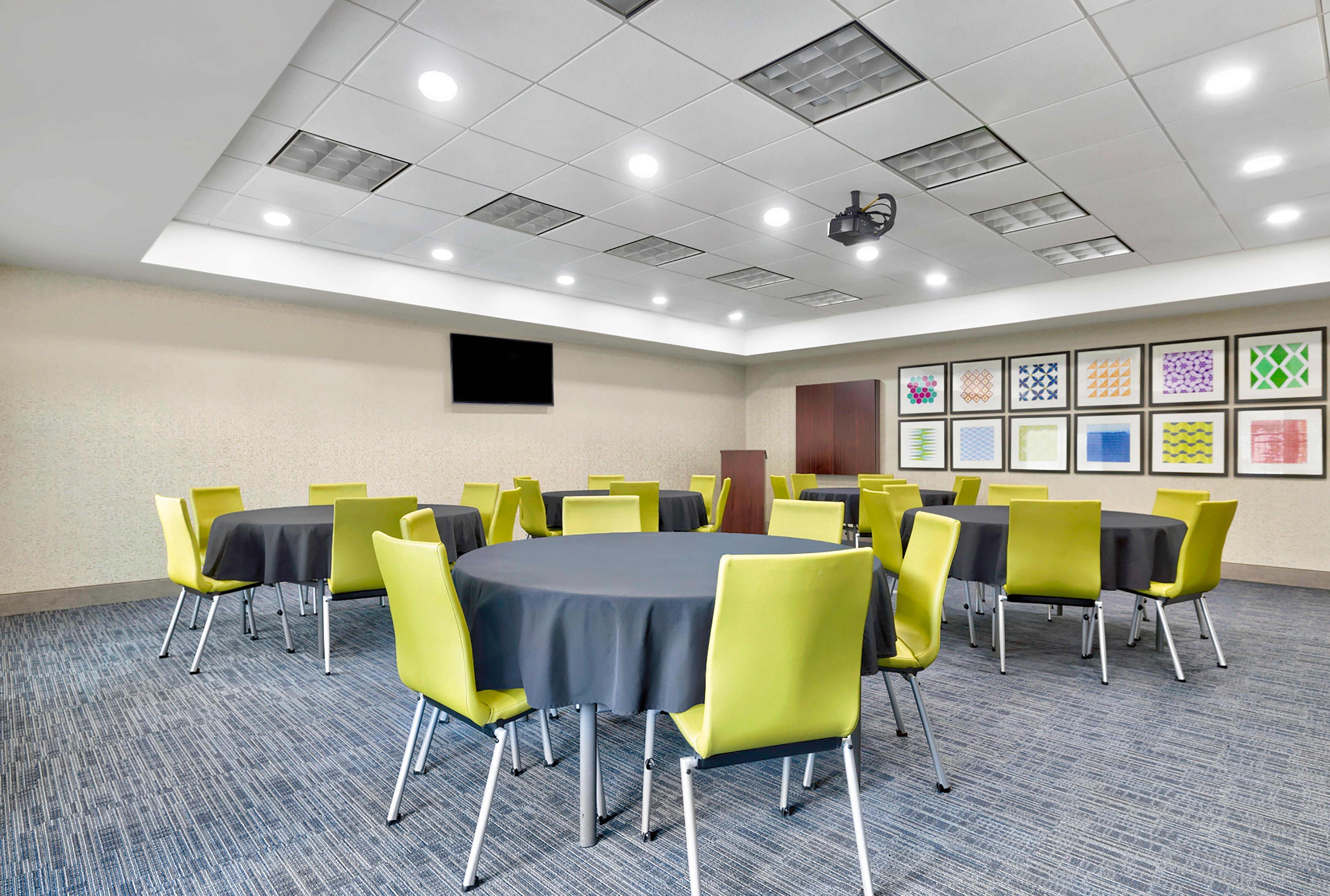 Holiday Inn Express Hotel & Suites Kansas City - Grandview By Ihg Exterior foto